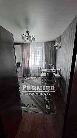 Продам 3 кімнатну квартиру з ремонтом на Кримському бульварі Одесса