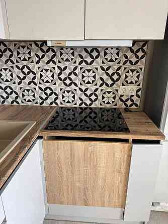 Продам 1 к кв. ЖК Гидропарк  с евроремон 37 м2 торг 32000 Сертификат Харків