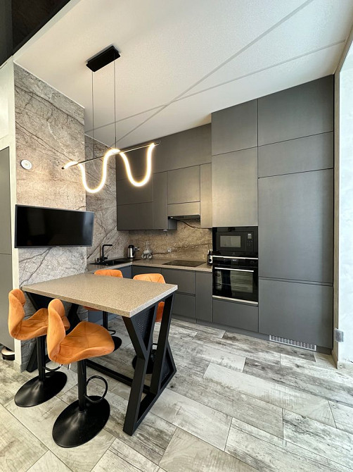 Продаж 3 кімн. квартири з ремонтом ж/м Парус (ЖК Алые Паруса) Днепр - изображение 1