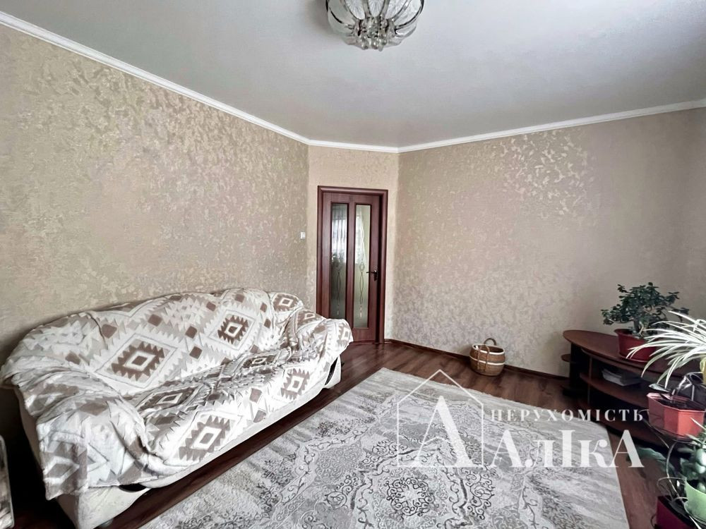 Продам велику 3-кімнатну квартиру з ремонтом в затишному місці Каменец-Подольский - изображение 2