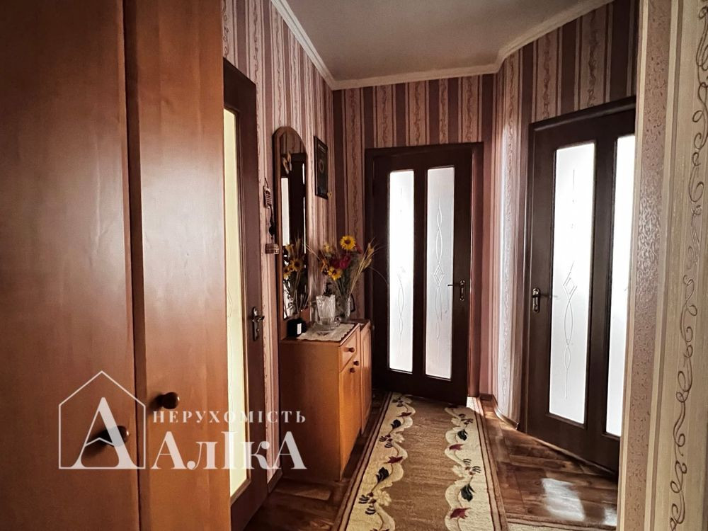 Продам велику 3-кімнатну квартиру з ремонтом в затишному місці Каменец-Подольский - изображение 8