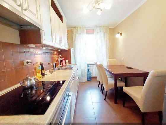 Продам 3к 71м Дніпровська набер 13 Березняки Цегляний Видовий Будинок Киев