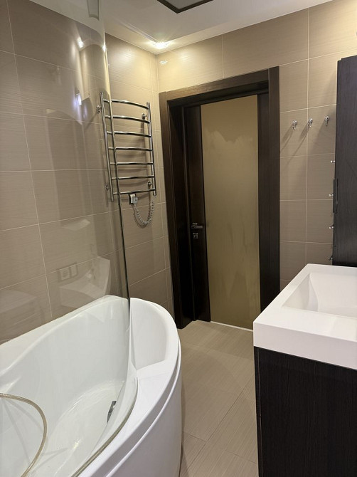 Продам 4-х комнатную квартиру с мебелью и техникой Лозовая - изображение 6