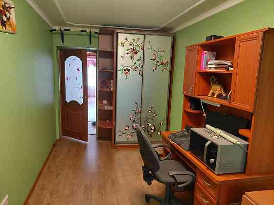 Продаж 3 кімнатної квартири Патона Львов