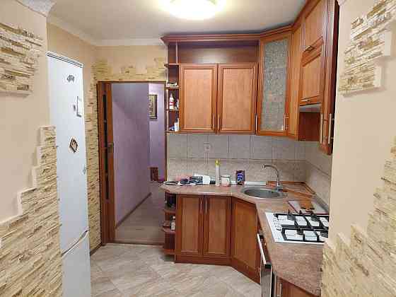 Продаж 3 кімнатної квартири Патона Львов