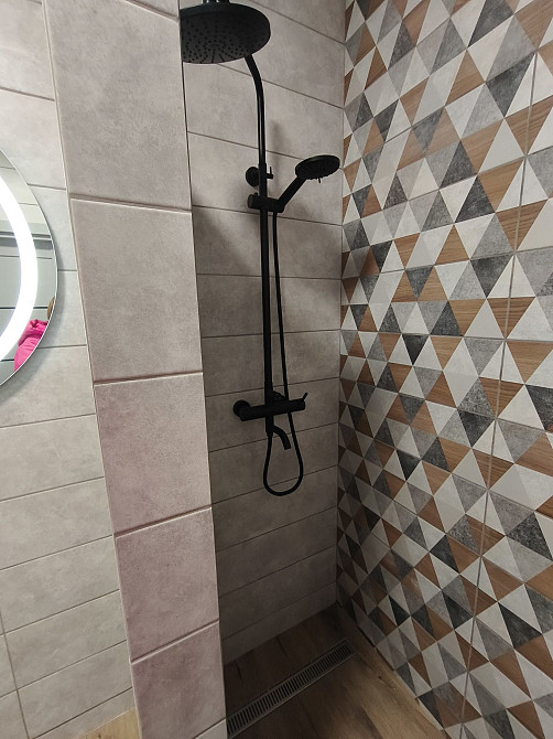 Продаю 1 км.кв.у центрі міста Ивано-Франковск - изображение 2