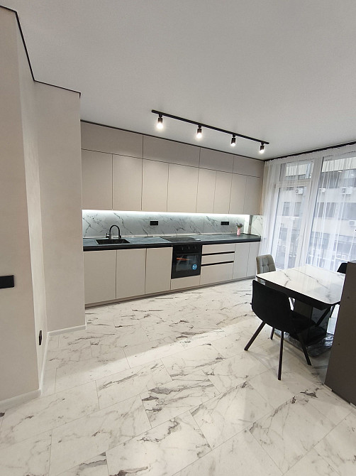 Продаю 1 км.кв.у центрі міста Ивано-Франковск - изображение 6