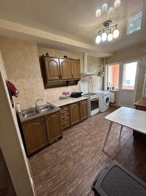 Квартира в 10хв. від моря: цегляний будинок, газовий котел, лоджія. Одесса - изображение 2