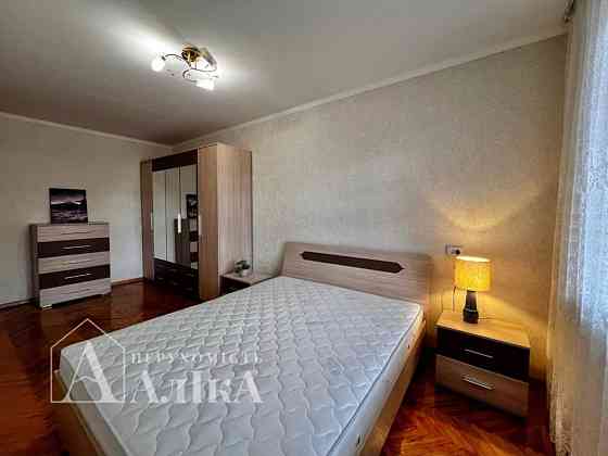 Продам 3-кімнатну квартиру з меблями. Заходь і живи Кам`янець-Подільський