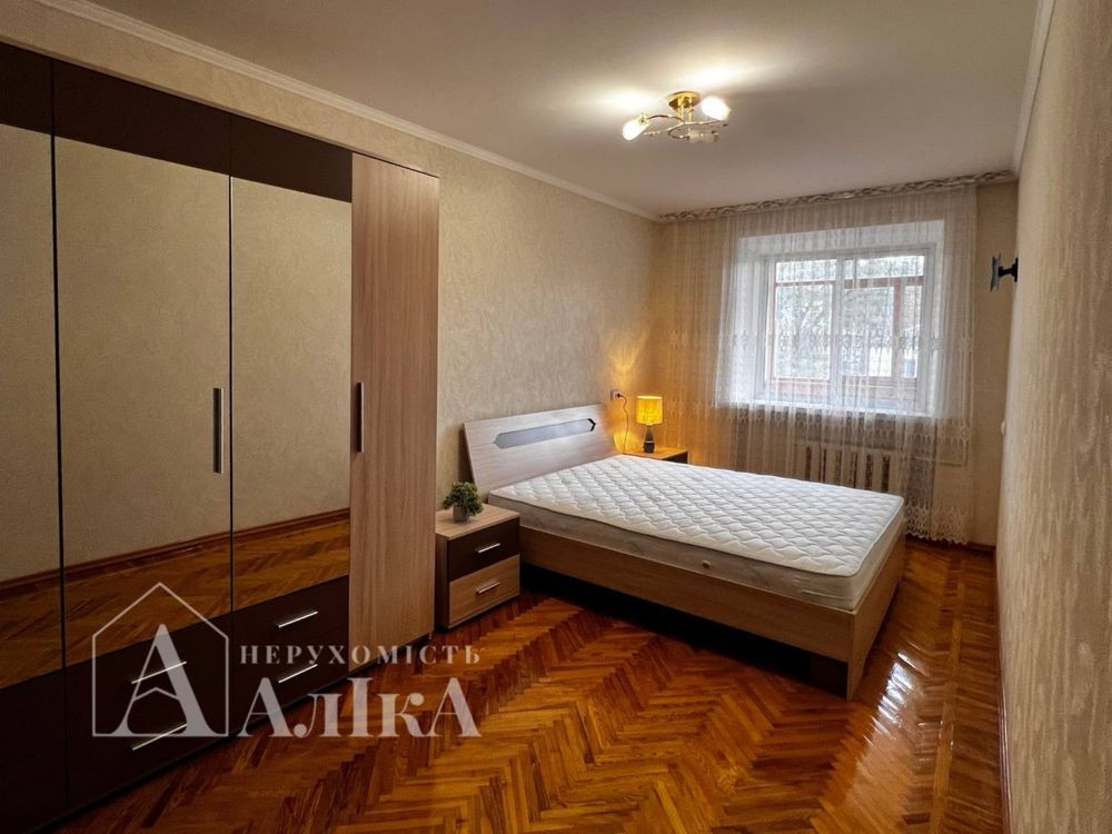 Продам 3-кімнатну квартиру з меблями. Заходь і живи Каменец-Подольский - изображение 1