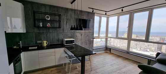 Оренда 2х кім видової квартири центр Смілянсьа 2/1 Черкассы