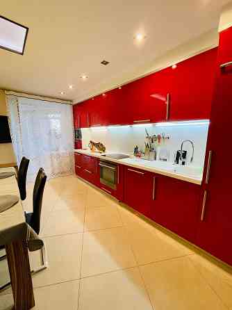 Здам квартиру в самому центрі міста 4 спальні та 2 санвузли Полтава