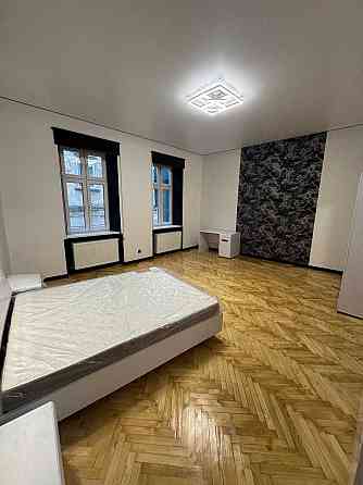 Оренда 1-кімнатної квартири Площа Ринок ЦЕНТР МІСТА ПЕРША ЗДАЧА Львов