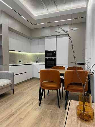 Оренда квартири з дизайнерським ремонтом у новобудові Львов