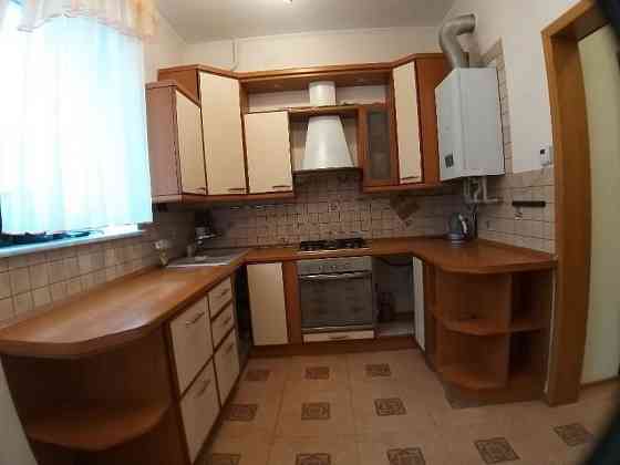 Довготривала( короткотривала від 1 міс.)  аренда  3 кімнатноі квартири Луцьк