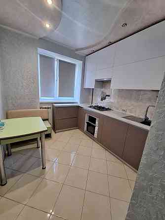 Сдам до лета 2 комнатную с евроремонтом Черноморск