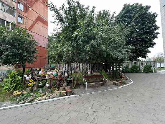 Продаж 3к в цегляному будинку вул. Червоної Калини (біля дит. полікл) Львов