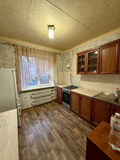 Продажа 2 ком. 3 мкрн. Левый берег Кам`янське (Запорізька обл.) - зображення 2