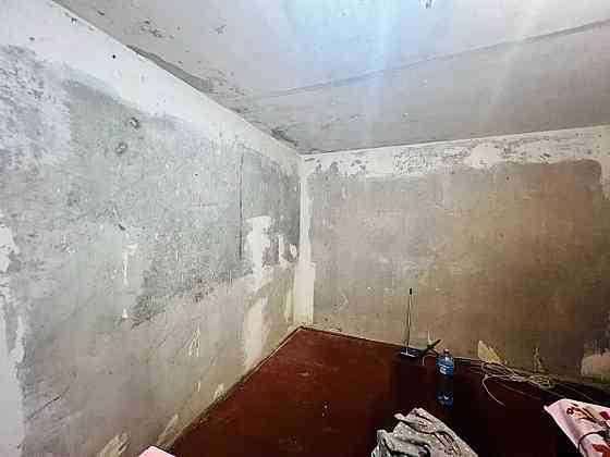 Продаж 1 кв, ГАЗ, метро Вирлиця, Дарницький, Вербицького 28А Киев