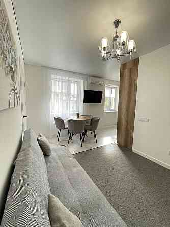 Продаж 2 кім квартири на Грушевського Ужгород