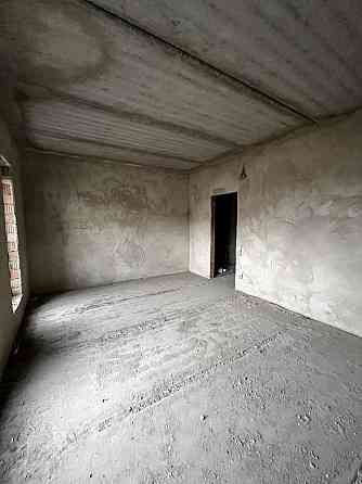 Продається 2-кімнатна новобудова  на вул. Спортивній Чернівці