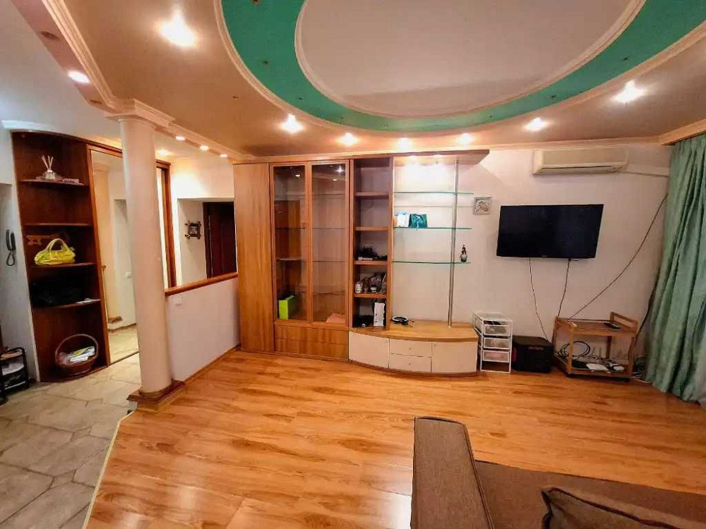 Продам 2к. з капітальним ремонтом в центральному районі міста. Дніпро - зображення 4