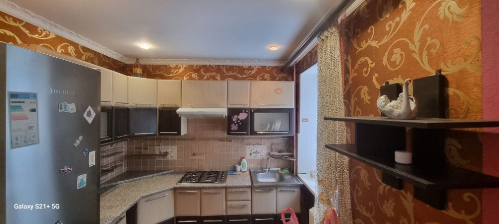 Оренда квартири в місті Херсон . Другий поверх . Херсон - зображення 2