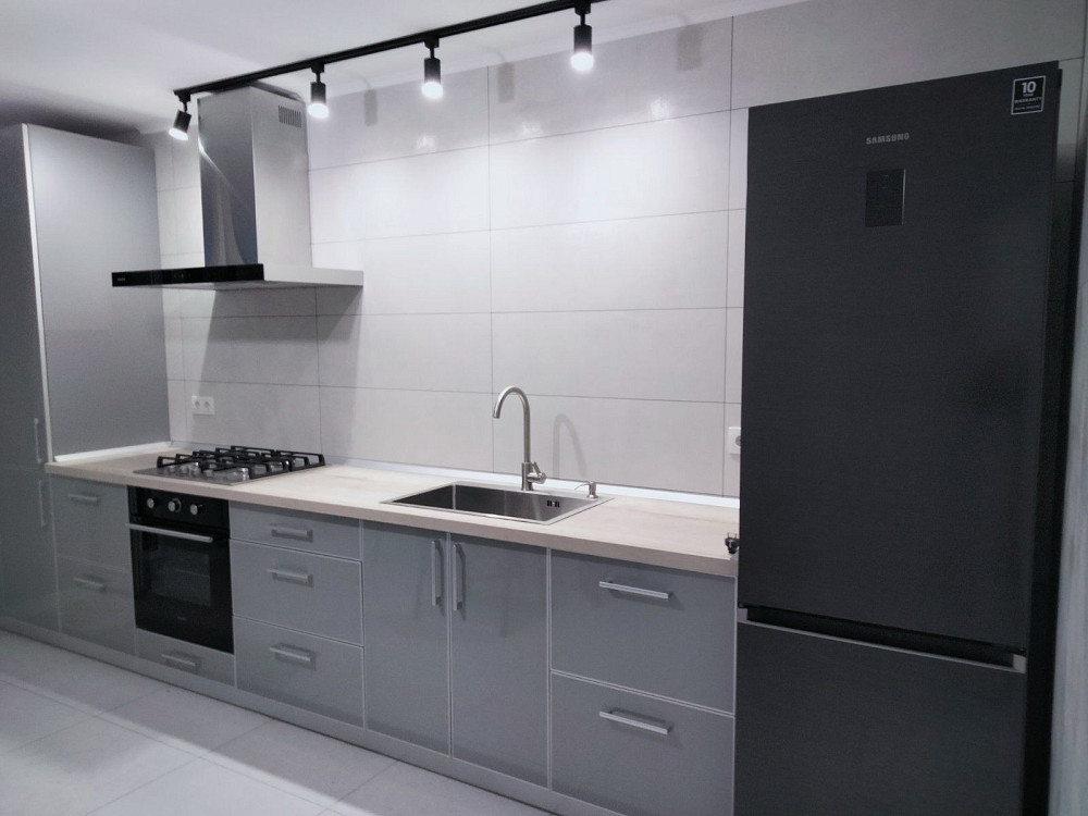 Поділ 1-о кімн.кв. в новому будинку з ремонтом Полтава - изображение 3