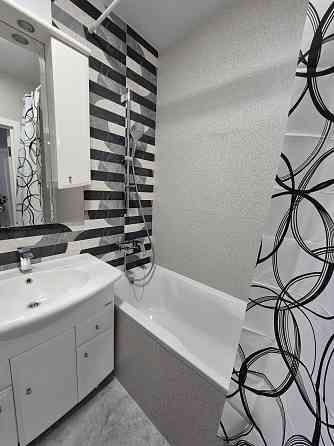 Здається 2 кімнатна квартира на Озерній Хмельницький