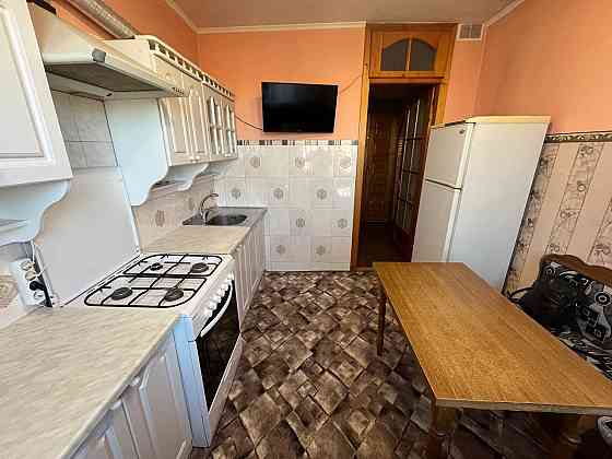 Здається 2кімн. вул. Головна біля ТЦ Депот Черновцы