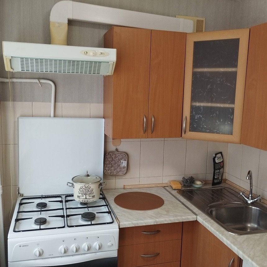 2к Новодарницька 27 Авторинок Парк Червоний Хутір Дарн вокзал Киев - изображение 1