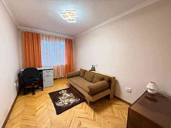 Оренда! ТЦ-МАЙДАН. 2-кімнатна квартира. Черновцы