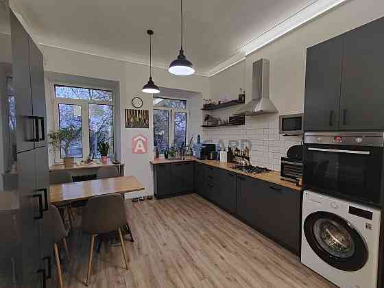 Продам простору 2к квартиру з ремонтом на пр. С. Нігояна Дніпро