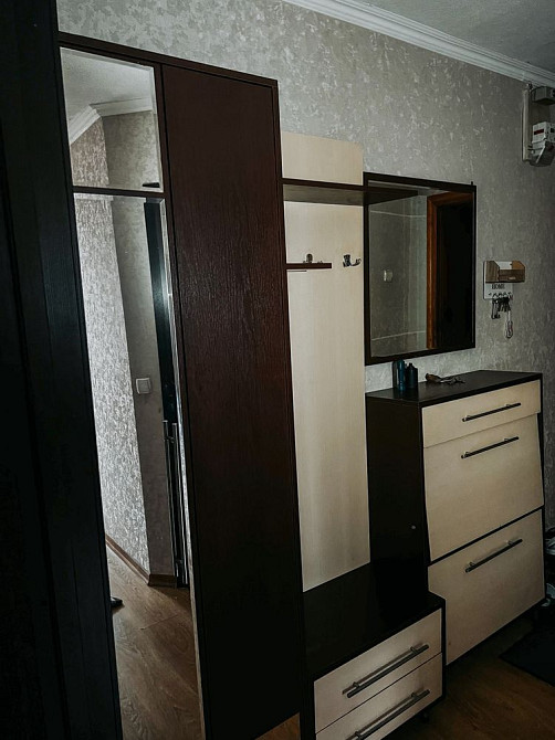 Продам 2-кімнатну квартиру від власника, з меблями, ремонт  - зображення 5