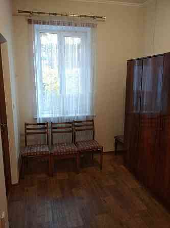 Продам 2-кімнатну квартиру (39 м2) в районі Нової Баварії. Харків