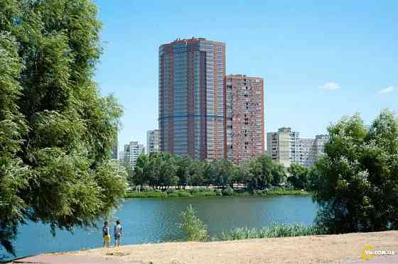 Продаж 2к квартири вул Ревуцького 9 метро Харківська Дарницький район Киев