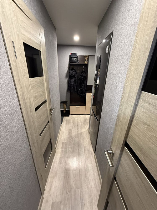 Продам 3-х кімнатна квартира на 40 років Павлоград - изображение 1