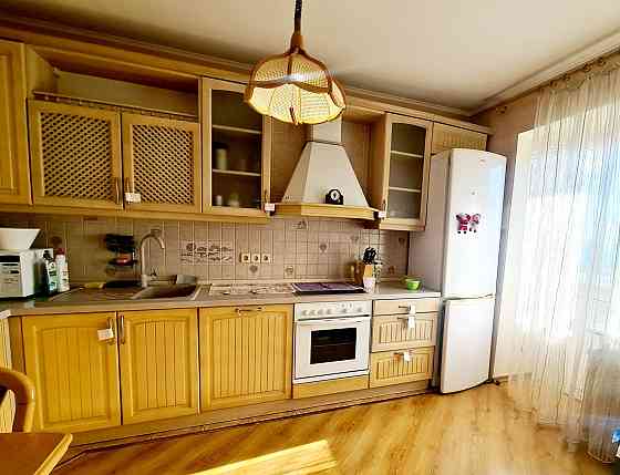 СВІТЛО Є ЗАВЖДИ Оренда 2-х кім на  Котельникова м.Житомирська Святошин Киев