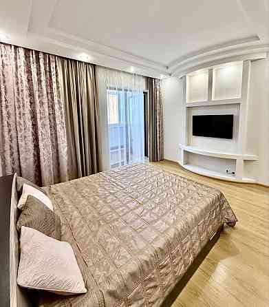 ТЕРМІНОВО 2-х кімнатна на Героїв Майдану Черновцы