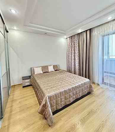 ТЕРМІНОВО 2-х кімнатна на Героїв Майдану Черновцы