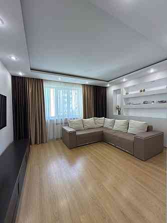 ТЕРМІНОВО 2-х кімнатна на Героїв Майдану Черновцы