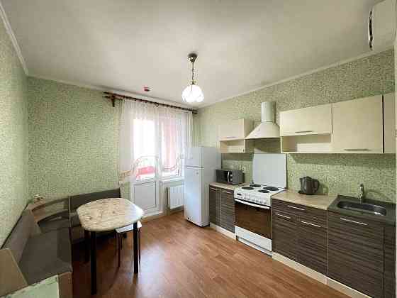 Сдам 1 комнатная квартира улица Софии Русовои 1Б метро Осокорки Киев