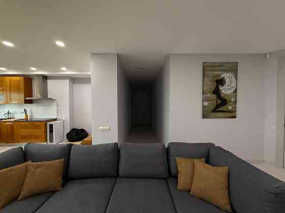 Здам довгостроково видову 3-к квартиру, Київ, Дніпровський, 1000 $/міс Киев