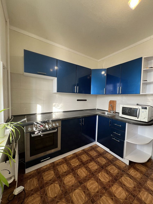 Довгострокова оренда 1к к-ри Героїв Дніпра 36 ст метро 6 хв.пішки Киев - изображение 1