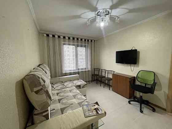 Оренда однокімнатної квартири мр-н Виноградар, Новомостицька 4 Киев