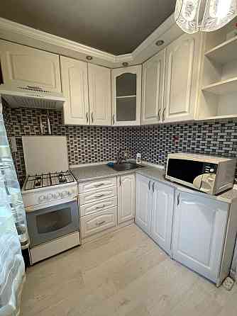 Оренда однокімнатної квартири мр-н Виноградар, Новомостицька 4 Киев