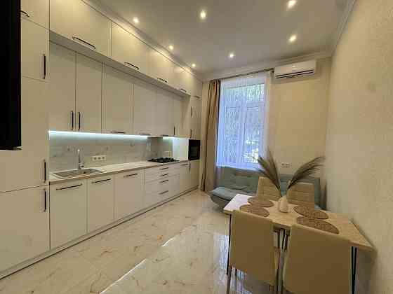 Без комісіі продаж 3к квартири в Царському будинку Тарасівська 8 Киев