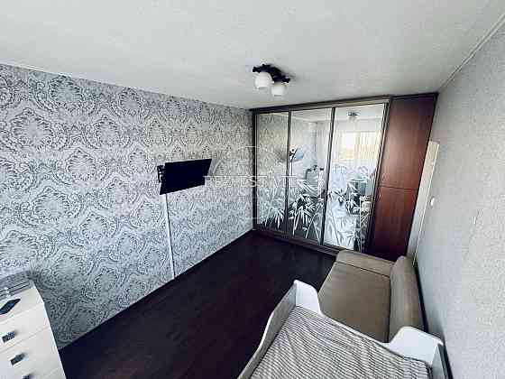 Продаж 1 к квартири Райдужний масив Ремонт Киев