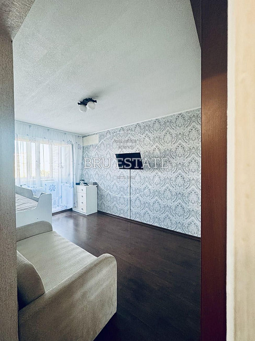 Продаж 1 к квартири Райдужний масив Ремонт Киев - изображение 2