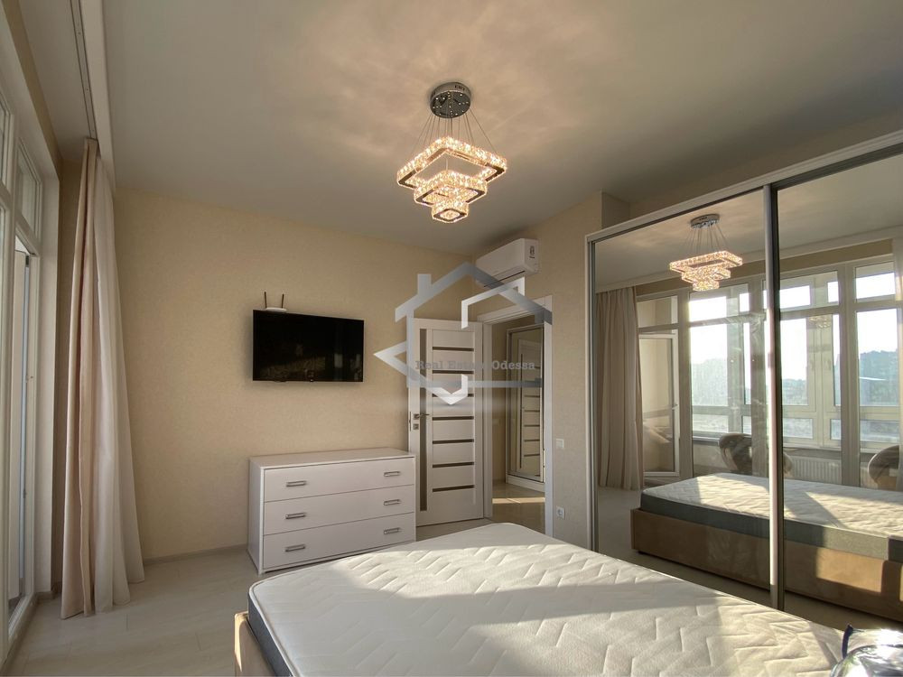 Сдам до лета ЖК 36 Жемчужина Аркадия ул Генуэзская лоджия гардеробная Одеса - зображення 7